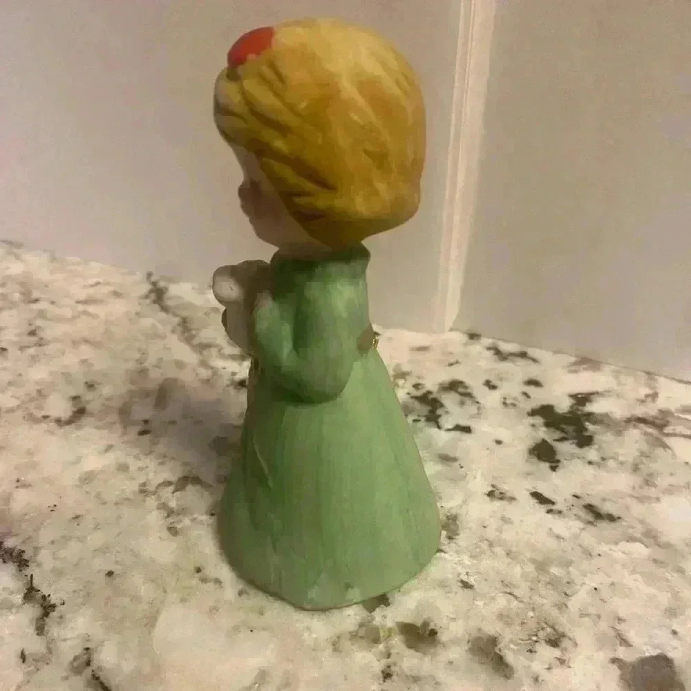 Vintage 1978 Jasco Merri Bells ceramic Girl in green dress holding rabbit - Picture 2 of 7